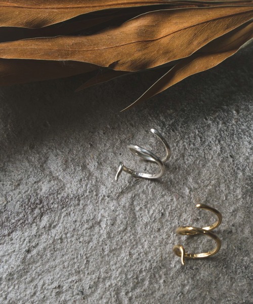 SYKIA(シキア)の「Sinuous Ring(リング・レディース・シルバー/ゴールド・#13/#9)」の10枚目の写真