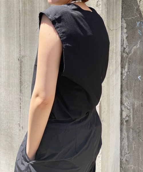 CIAOPANIC（チャオパニック）の「リネン混Vネックベスト（ベスト・レディース・ブラック/ベージュ/ピンク/ブラウン/ブルー・FREE）」の17枚目の写真