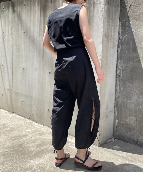 CIAOPANIC（チャオパニック）の「リネン混Vネックベスト（ベスト・レディース・ブラック/ベージュ/ピンク/ブラウン/ブルー・FREE）」の20枚目の写真