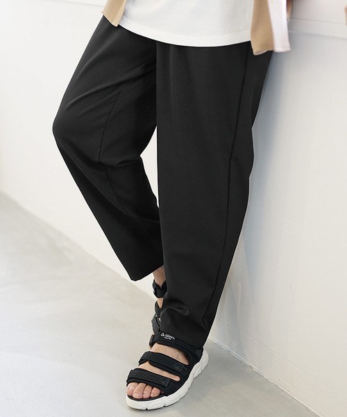 MinoriTY(マイノリティ)の「【MinoriTY】とろみ素材リラックスイージーパンツ テーパードパンツ スラックス メンズ 部屋着 秋服 夏服(スラックス・メンズ・グレイッシュベージュ/ブラック/カーキ/ブルー・L/S/M)」の2枚目の写真