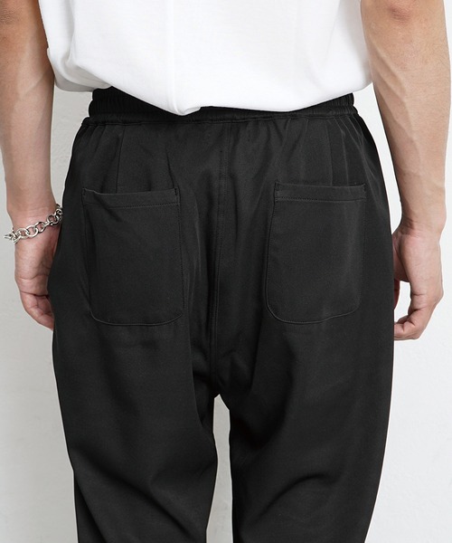 MinoriTY(マイノリティ)の「【MinoriTY】とろみ素材リラックスイージーパンツ テーパードパンツ スラックス メンズ 部屋着 秋服 夏服(スラックス・メンズ・グレイッシュベージュ/ブラック/カーキ/ブルー・L/S/M)」の15枚目の写真