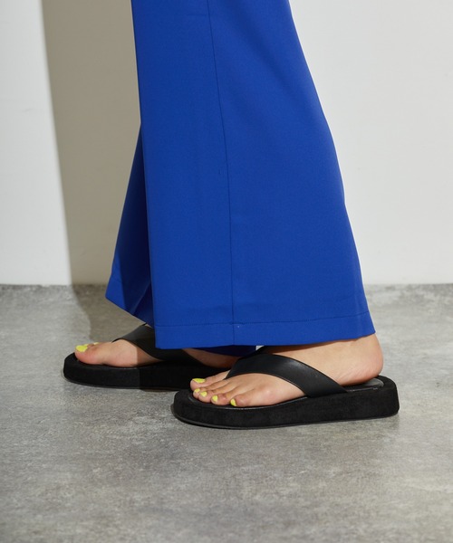 L.H.P（エルエイチピー）の「courage/クラージュ/トングサンダル（サンダル・レディース・ホワイト/ブラック・S/M/L）」の11枚目の写真