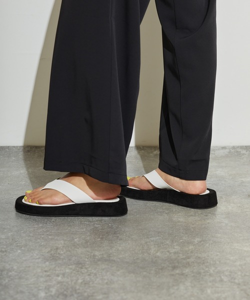 L.H.P（エルエイチピー）の「courage/クラージュ/トングサンダル（サンダル・レディース・ホワイト/ブラック・S/M/L）」の20枚目の写真