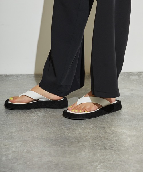 L.H.P（エルエイチピー）の「courage/クラージュ/トングサンダル（サンダル・レディース・ホワイト/ブラック・S/M/L）」の19枚目の写真