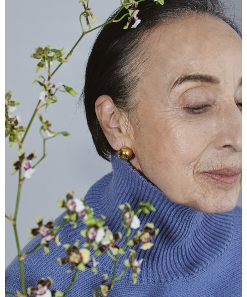 TODAYFUL(トゥデイフル)の「ボールイヤリング(Silver925)(イヤリング・レディース・シルバー/ゴールド・FREE)」の5枚目の写真