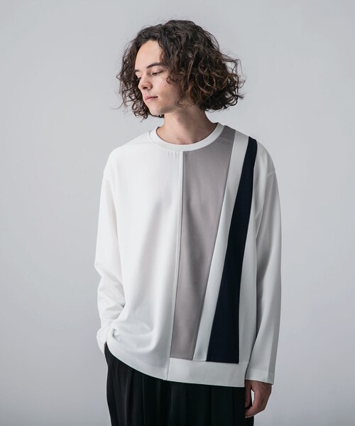 tk.TAKEO KIKUCHI（ティーケータケオキクチ）の「◆アムンゼンパッチワーク長袖カットソー（ユニセックスアイテム）（Tシャツ/カットソー・メンズ・ホワイト系5/ブラック系4/モスグリーン系4・01/02/03）」の4枚目の写真