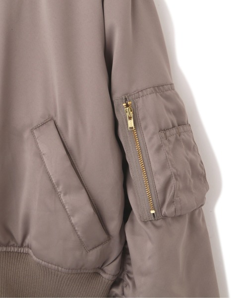 JILL by JILL STUART(ジルバイジルスチュアート)の「◇MA-1ブルゾン(MA-1・レディース・ベージュ/カーキ・SMALL/MEDIUM)」の4枚目の写真