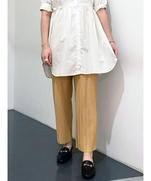 プリーツパンツ