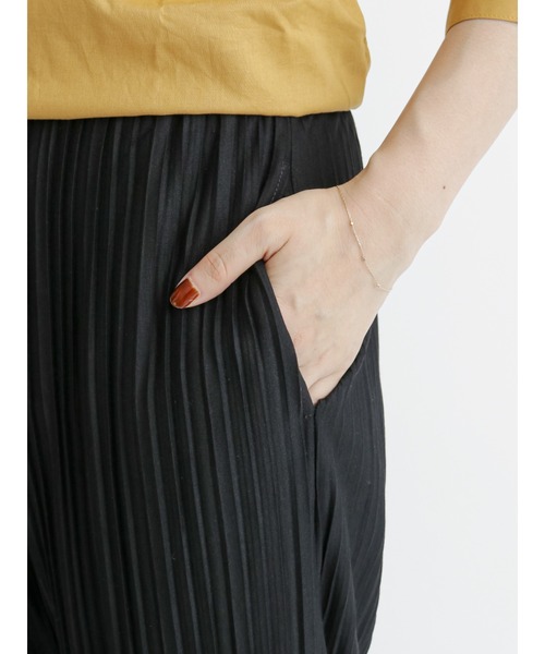 Lugnoncure（ルノンキュール）の「プリーツパンツ（その他パンツ・レディース・ブラック/ブラウン/イエロー・ﾌﾘ-）」の10枚目の写真