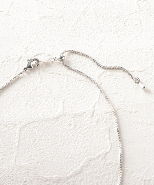 SHOO・LA・RUE(シューラルー)の「◆ミニリングスライダーネックレス(ネックレス・レディース・ゴールド/ブラック/シルバー・00)」の5枚目の写真