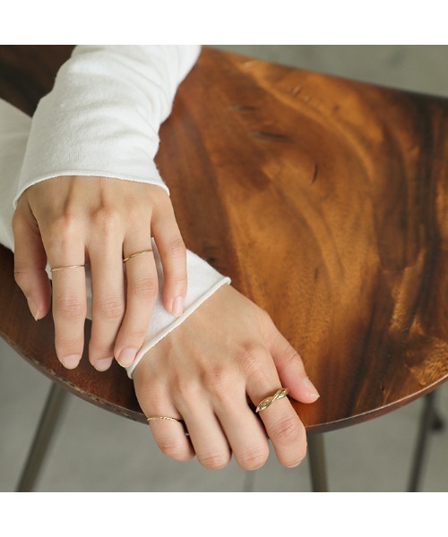 select MOCA（セレクトモカ）の「シンプルリング4点セット（リング・レディース・ゴールド/シルバー・FREE）」の3枚目の写真