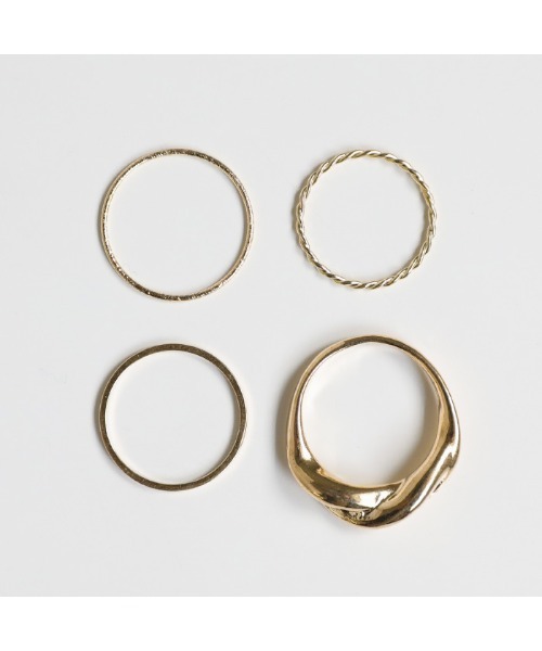 select MOCA（セレクトモカ）の「シンプルリング4点セット（リング・レディース・ゴールド/シルバー・FREE）」の11枚目の写真