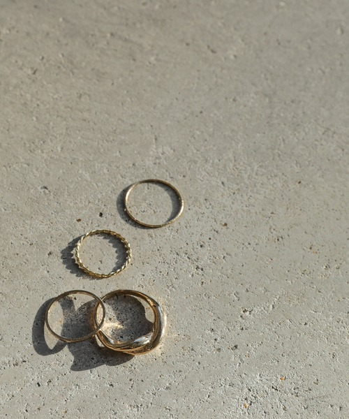 select MOCA（セレクトモカ）の「シンプルリング4点セット（リング・レディース・ゴールド/シルバー・FREE）」の15枚目の写真