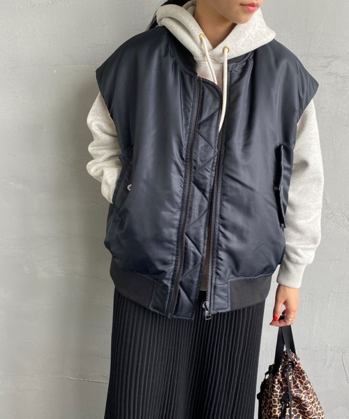 KIFFE（キッフェ）の「[KIFFE/キッフェ] ビッグシルエット MA-1ベスト（MA-1・レディース・オリーブ/ブラック・F）」の16枚目の写真