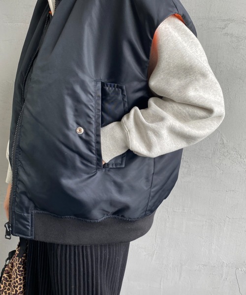 KIFFE（キッフェ）の「[KIFFE/キッフェ] ビッグシルエット MA-1ベスト（MA-1・レディース・オリーブ/ブラック・F）」の8枚目の写真