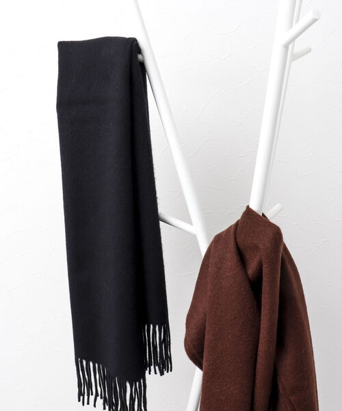 NOLLEY'S goodman（ノーリーズグッドマン）の「カシミヤマフラー オルドス産カシミヤ100%使用 40cm幅（マフラー・メンズ・ブラック/ブラウン/ネイビー/グレイッシュベージュ・FREE）」の9枚目の写真