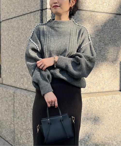 Chez toi(シェトワ)の「ステッチ×ライン編地切替プルオーバー(ニット/セーター・レディース・アイボリー/チャコールグレー/グリーン/ブルー/オフホワイト・FREE)」の22枚目の写真