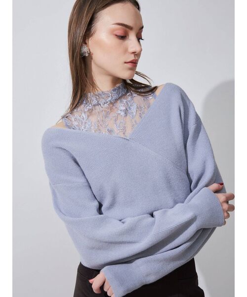 MERCURYDUO（マーキュリーデュオ）の「レースドッキングカシュクールコンパクトニット（ニット/セーター・レディース・ブラック/チャコールグレー/オフホワイト/ブルー/ピンク・FREE）」の4枚目の写真