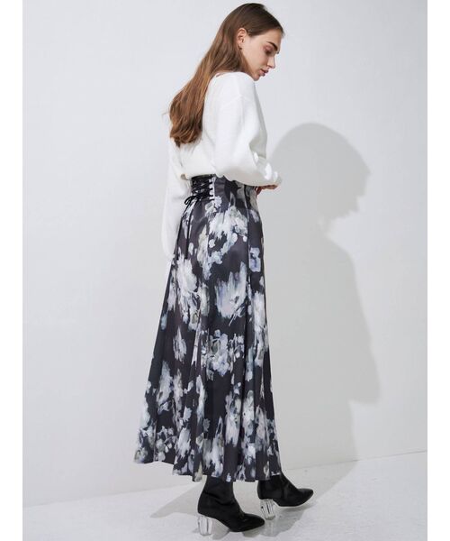 MERCURYDUO（マーキュリーデュオ）の「レースドッキングカシュクールコンパクトニット（ニット/セーター・レディース・ブラック/チャコールグレー/オフホワイト/ブルー/ピンク・FREE）」の8枚目の写真