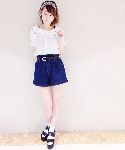 one after another NICE CLAUP(ワンアフターアナザーナイスクラップ)の「【ナイスクラップ】フリルライン入りセーラーブラウス(シャツ/ブラウス・レディース・オフホワイト/ネイビー・FREE)」の11枚目の写真