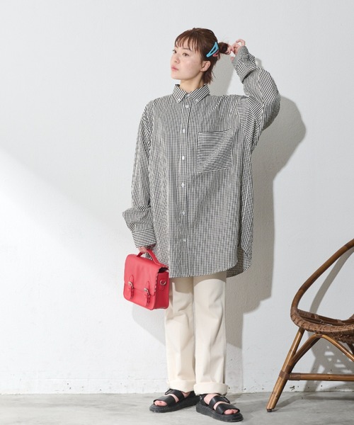 MERLOT（メルロー）の「ceriseアソートビッグシャツ（シャツ/ブラウス・レディース・イエロー/ブラック/ブルー・FREE）」の9枚目の写真