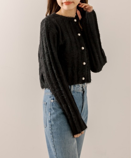 OLIVE des OLIVE（オリーブデオリーブ）の「パール釦フワかわニット（カーディガン/ボレロ・レディース・ブラック/ベージュ/ラベンダー/オフホワイト・FREE）」の14枚目の写真