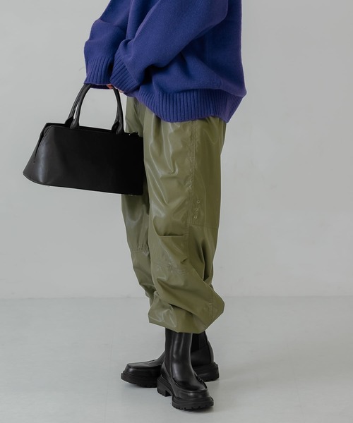 KBF（ケイビーエフ）の「コーティングワークパンツ（その他パンツ・レディース・ホワイト/カーキ・ONE）」の2枚目の写真