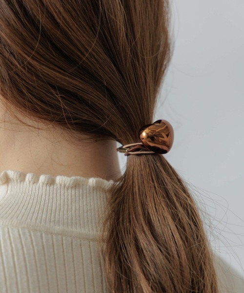 flower(フラワー)の「チョコレートゴム(ヘアゴム・レディース・ブラウン/ダークブラウン・FREE)」の2枚目の写真