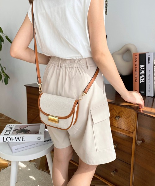 moment+（モーメントプラス）の「ショートカーゴパンツ（カーゴパンツ・レディース・ブラック/カーキ/アイボリー/ベージュ・M/L/S）」の14枚目の写真