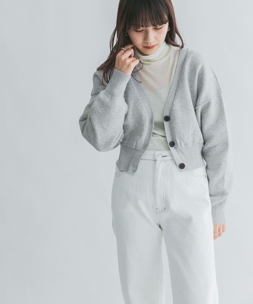 KBF（ケイビーエフ）の「ダブルフェイスショートニットカーディガン（カーディガン/ボレロ・レディース・ベージュ/ネイビー/グレー・ONE）」の4枚目の写真