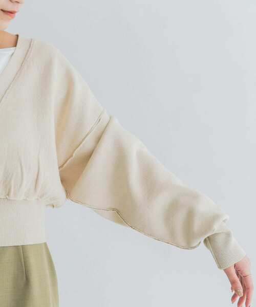 KBF（ケイビーエフ）の「ダブルフェイスショートニットカーディガン（カーディガン/ボレロ・レディース・ベージュ/ネイビー/グレー・ONE）」の8枚目の写真