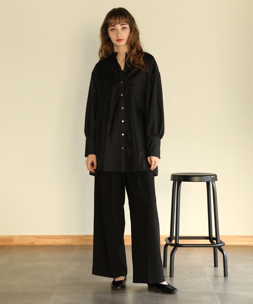 aity(アイティ)の「オーガンジー レイヤードシャツ 夏服(シャツ/ブラウス・レディース・ブラック/グレイッシュベージュ/ダークグリーン・M)」の1枚目の写真