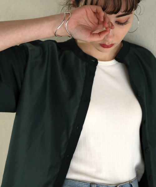 aity(アイティ)の「オーガンジー レイヤードシャツ 夏服(シャツ/ブラウス・レディース・ブラック/グレイッシュベージュ/ダークグリーン・M)」の3枚目の写真
