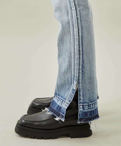 TOGA(トーガ)の「【TOGA PULLA(トーガプルラ)】デニムパンツ2(デニムパンツ・レディース・ライトブルー/ブラック・SMALL/X-SMALL)」の12枚目の写真