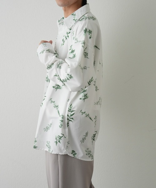COLONY 2139（コロニートゥーワンスリーナイン）の「リーフ柄長袖シャツ（シャツ/ブラウス・メンズ・ホワイト/ブラック・MEDIUM/LARGE）」の9枚目の写真