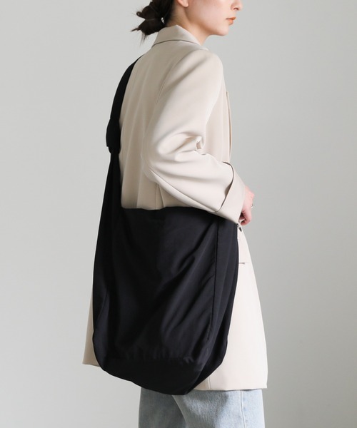 select MOCA（セレクトモカ）の「ナイロントートショルダーバッグ（ショルダーバッグ・レディース・ブラック/アイボリー・FREE）」の11枚目の写真