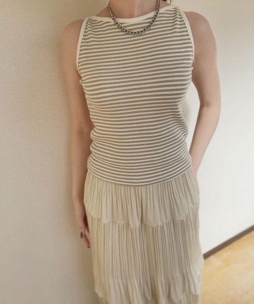 Reurie'（レウリィ）の「【ZOZO限定】ボートネックテレコリブボーダーノースリーブ / タンクトップ ノースリーブ ノースリ ブラック ベージュ ピンクベージュ（タンクトップ・レディース・ベージュ/ブラック/ピンクベージュ・FREE）」の13枚目の写真