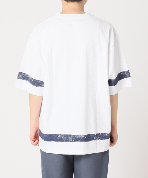 ARMY TWILL（アーミーツイル）の「【ARMY TWILL / アーミーツイル】別注 ステンシルプリントTEE（Tシャツ/カットソー・メンズ・ブラックミックス/ホワイト/ホワイト系その他/ホワイト×ホワイト/ネイビー/サックスブルー・MEDIUM/LARGE）」の14枚目の写真