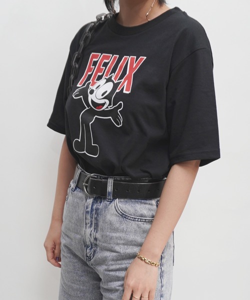 E.M.A.N.O.N(エマノン)の「【E.M.A.N.O.N】FELIXスタンドプリントレギュラーTシャツ/ロゴTシャツ(Tシャツ/カットソー・レディース・オフホワイト/ブラック/スミクロ・FREE)」の10枚目の写真