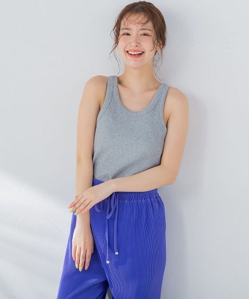 VICKY（ビッキー）の「【華奢見えさせる】ストレッチリブタンクトップ《洗濯機で洗える》（タンクトップ・レディース・オレンジ/ブルー/ホワイト/ブラック/グレー・M）」の12枚目の写真