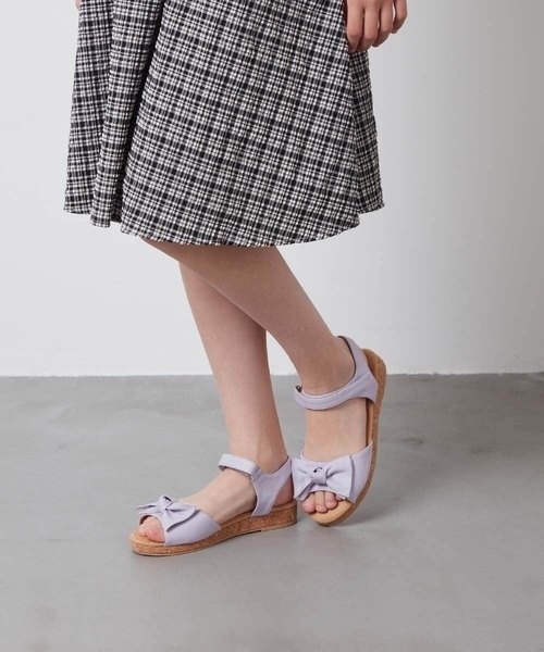 a.v.v（アーヴェヴェ）の「[KIDS]リボンサンダル[WEB限定サイズ]（サンダル・キッズ・ネイビー/ライトブルー/ライトパープル・19/18/22/20/21/23）」の18枚目の写真