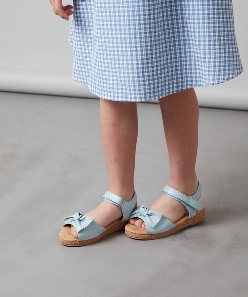 a.v.v（アーヴェヴェ）の「[KIDS]リボンサンダル[WEB限定サイズ]（サンダル・キッズ・ネイビー/ライトブルー/ライトパープル・19/18/22/20/21/23）」の22枚目の写真