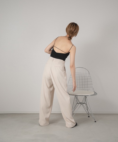 Amiur（エミレ）の「cut rib cup camisole（キャミソール・レディース・ブラック/ベージュ/アイボリー・FREE）」の22枚目の写真