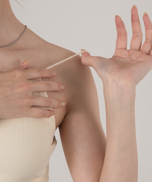 Amiur（エミレ）の「cut rib cup camisole（キャミソール・レディース・ブラック/ベージュ/アイボリー・FREE）」の19枚目の写真