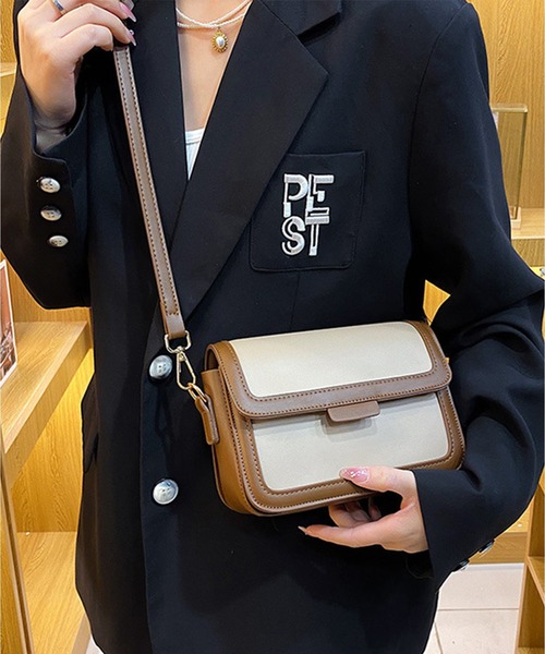 LOPASS（ロパス）の「ショルダーバッグ（ショルダーバッグ・レディース・ブラック/ブラウン/ベージュ・FREE）」の3枚目の写真