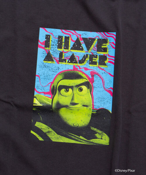 GLOSTER（グロスター）の「【TOY STORY/トイストーリー】ピグメント プリントTシャツ（Tシャツ/カットソー・メンズ・ブラック系その他/ブラック系その他3/ブラック系その他2・M/L）」の12枚目の写真
