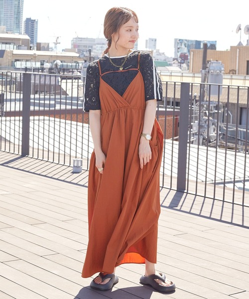 w closet（ダブルクローゼット）の「【前後2WAY】ビッグギャザーポケットキャミワンピース（ワンピース・レディース・ブラック/キナリ/ダークオレンジ・FREE）」の8枚目の写真