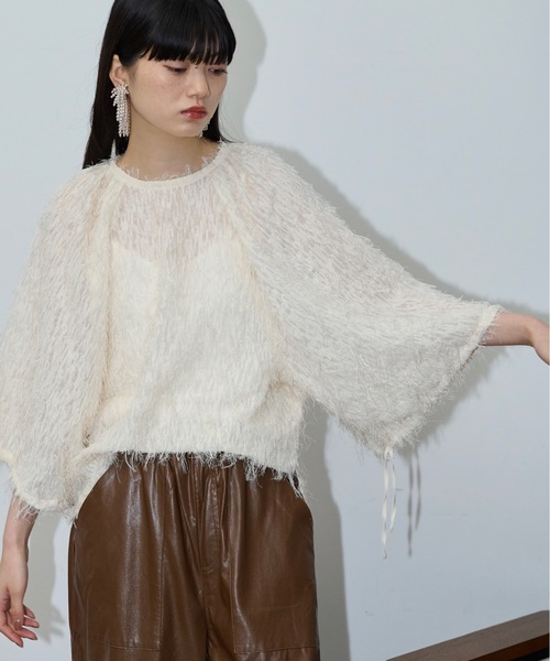 THE YOn（ザヨン）の「ヘアリーシャギーワイドタックスリーブブラウス（シャツ/ブラウス・レディース・ブラック/アイボリー・FREE）」の16枚目の写真