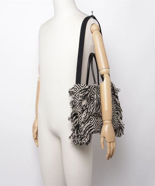 MAISON mou(メゾンムー)の「【Swaraj/スワラージ】JQ 2WAY Bag(ショルダーバッグ・レディース・ブラック/ピンク・FREE)」の7枚目の写真