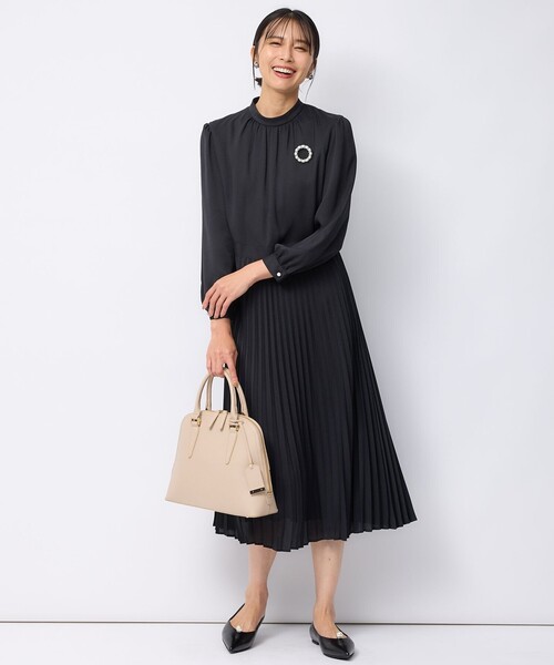 23区(ニジュウサンク)の「サブバッグ付き 2WAYラウンド トートバッグ(トートバッグ・レディース・ブラック系/ホワイト系/ベージュ系・F)」の22枚目の写真